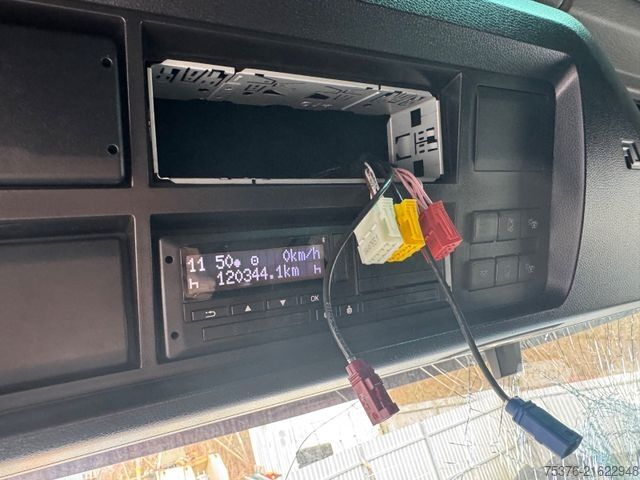 Standard tractor unit MAN TGX 18.480 Unfallschaden/damaged Retarder