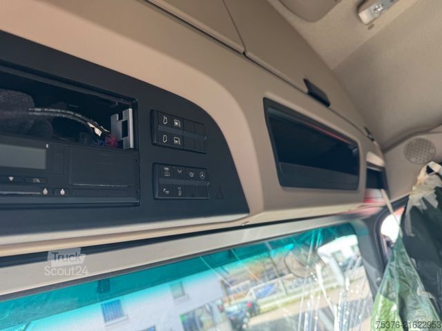 Standard tractor unit MERCEDES-BENZ Actros 1851 4x2 Unfallschaden/damaged