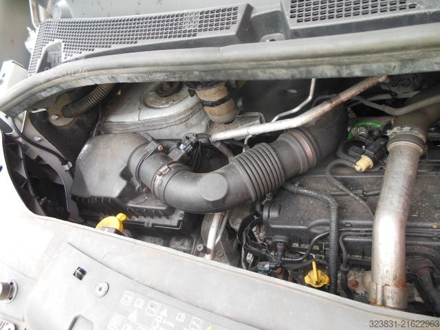 Aizkaru sānu furgons RENAULT MASTER 2,3 DCi, TWIN CAB,  MOTORAUSFALL!!