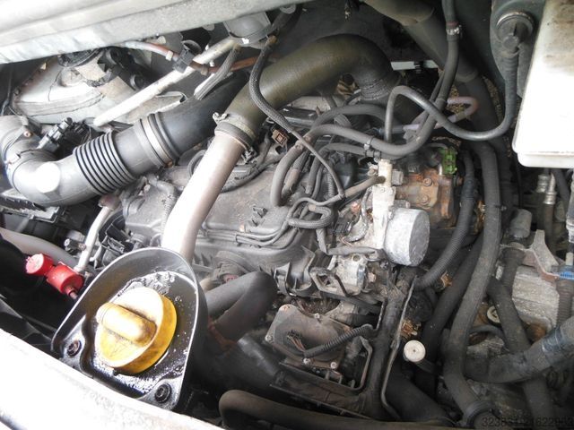 Aizkaru sānu furgons RENAULT MASTER 2,3 DCi, TWIN CAB,  MOTORAUSFALL!!