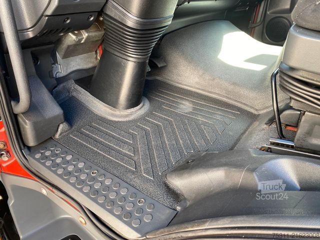 LKW mit Kofferaufbau MERCEDES-BENZ Atego 1218 I Möbelkoffer*Holz*3x Sitze*Automatik