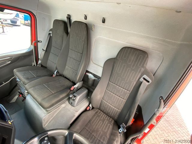 LKW mit Kofferaufbau MERCEDES-BENZ Atego 1218 I Möbelkoffer*Holz*3x Sitze*Automatik
