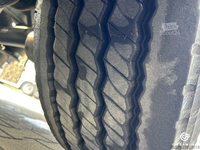 Box semitrailer SCHMITZ CARGOBULL Kofferauflieger SBO 18 - 13.62 Express