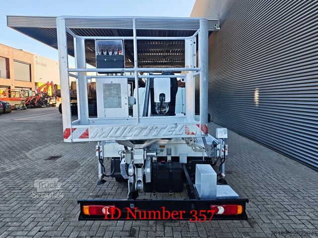 Plataforma elevatória Nissan Cabstar 35.13 NT400 Multitel MX 250