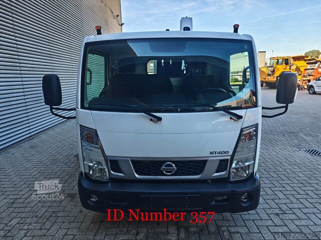 Plataforma elevatória Nissan Cabstar 35.13 NT400 Multitel MX 250