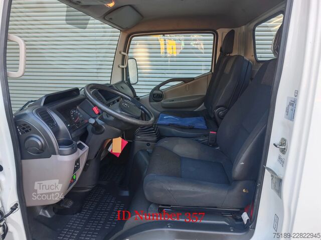 Plataforma elevatória Nissan Cabstar 35.13 NT400 Multitel MX 250