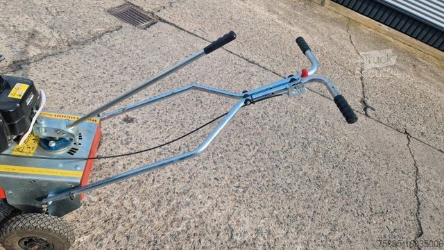 Sonstige  Westermann Radialbesen WR 870 mit Honda Motor