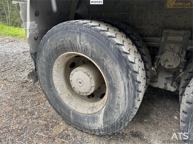 Skraldevogn Mercedes-Benz Arocs 3258 8x4 Tipper Truck – Low Mileage!