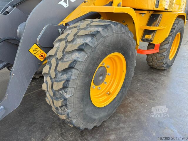 Wiellader Volvo L30G