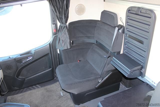 Kamion z zamenljivo nadgradnjo Mercedes-Benz Actros 2548LL HUBRAHMEN BDF Hubrahmen