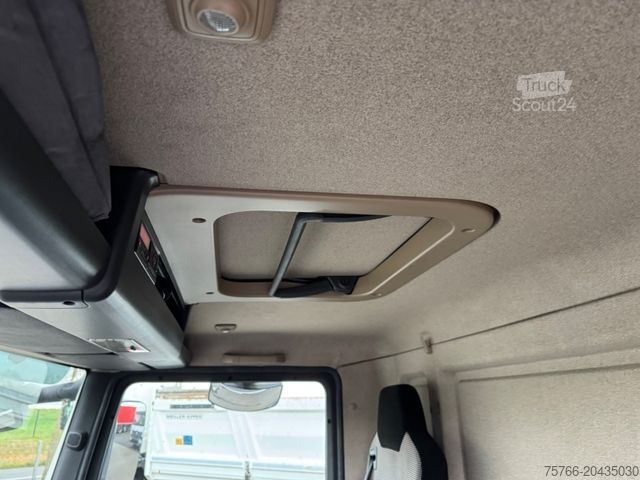 Tovornjak za prevoz pijač MAN TGM 26.340 L / LBW / 2xAHK / LENKACHSE / 20 PAL