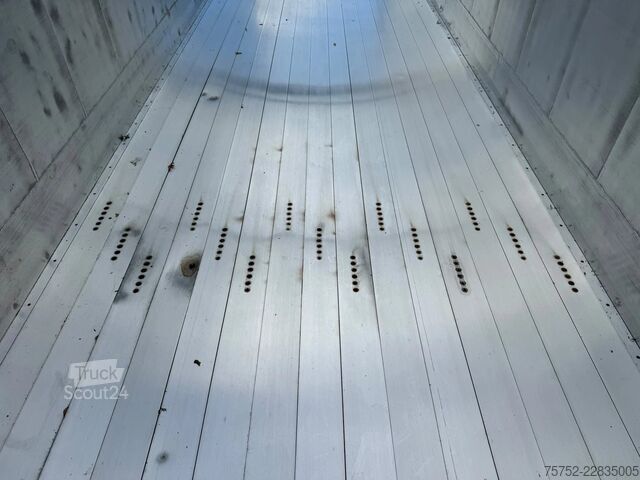 Judančios grindys Bulthuis TAWA01 92m3 Liftas Cargo Floor 10MM