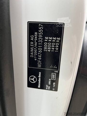 Tovornjak z zabojnikom Mercedes-Benz Vito 111 CDI Lang / Business Professional Plus ...