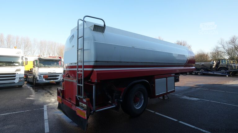 Tovornjak s cisterno LAG ADR fuel tank trailer