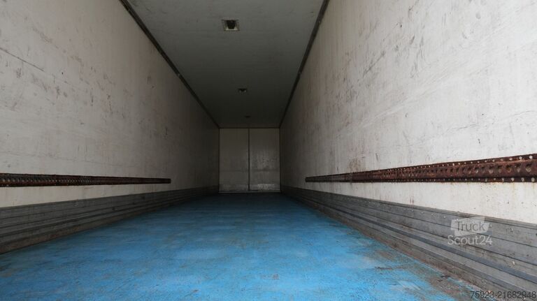 Priklopnik za platformo LAG Closed box trailer