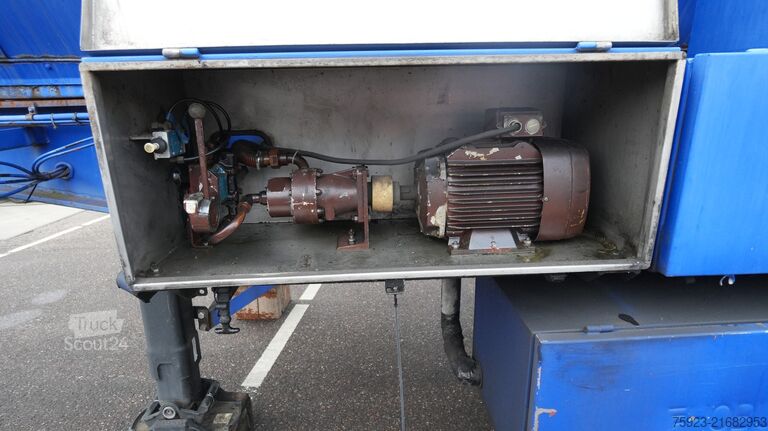 Cisterna za hranu HOBUR Food tank trailer