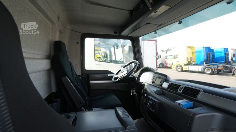 Transporte refrigerado/congelado MAN TGM 12.250 frigo