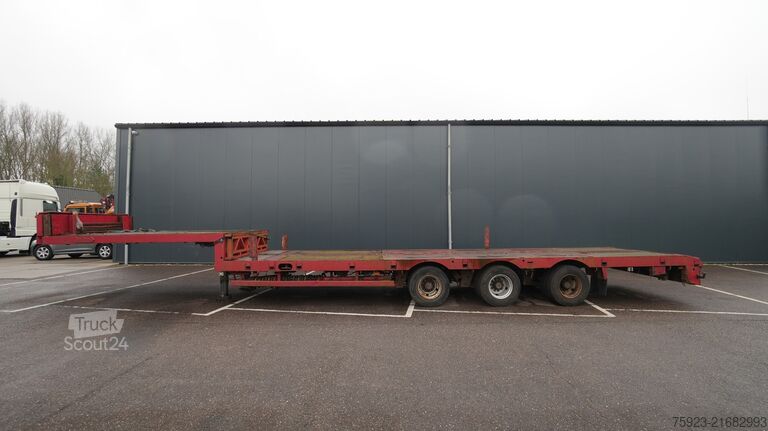 Polovični polnilnik z nizkim nakladanjem Nooteboom 3 axle semi low loader extendable
