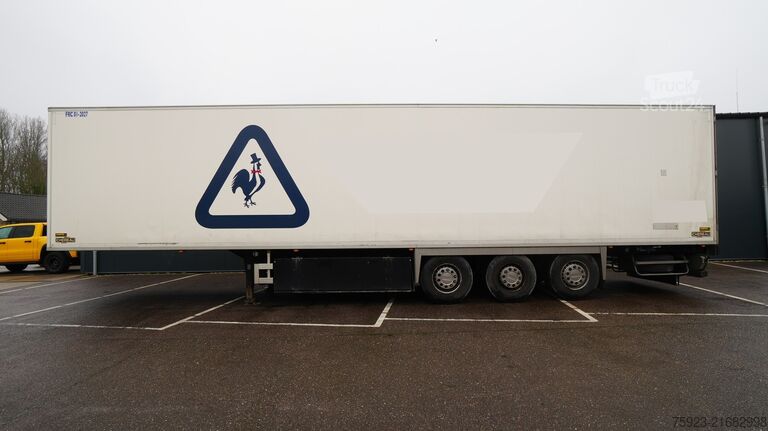 Prevoz v hladilniku/zamrznjenem stanju Chereau 3 Axle frigo trailer with THERMO KING SLX 300