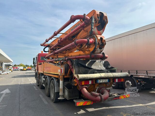 Kamion sa pumpom za beton Mercedes-Benz Actros 4141