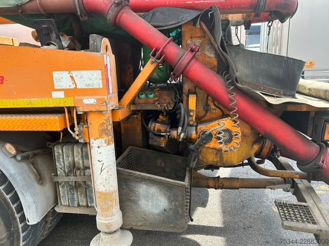 Kamion sa pumpom za beton Mercedes-Benz Actros 4141