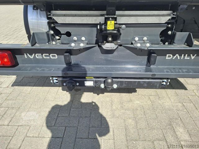 Tre-vejs tippevogn IVECO Daily 70C18HD Kipper / Standheizung / AHK /