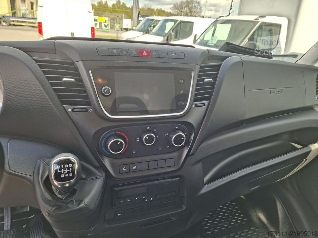 Tipvogn varebil IVECO Daily 70C18HD Kipper / Standheizung / AHK /