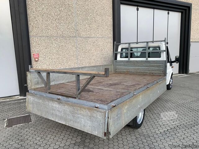 Tovorno vozilo za posebne namene Ford Trans/Tour/Bus 2000