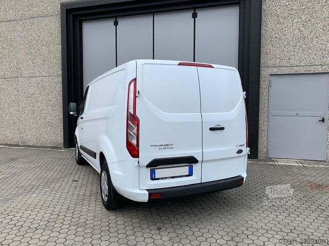 Вантажівка спеціального призначення Ford Transit Custom