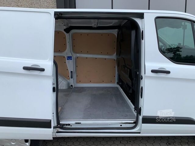 Вантажівка спеціального призначення Ford Transit Custom