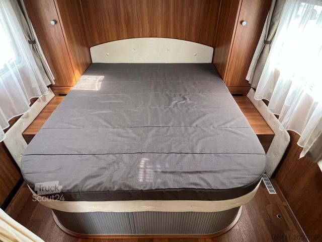 Integreret autocamper DETHLEFFS I 7150 - Queens/Hubbett -  - Solar -