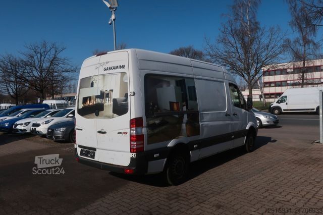 Dodávka s vysokou střechou MERCEDES-BENZ Sprinter II Kasten 210 CDI / Nr. 174