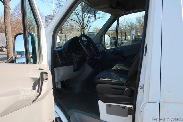 Dodávka s vysokou střechou MERCEDES-BENZ Sprinter II Kasten 210 CDI / Nr. 174