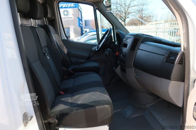 Dodávka s vysokou střechou MERCEDES-BENZ Sprinter II Kasten 210 CDI / Nr. 174