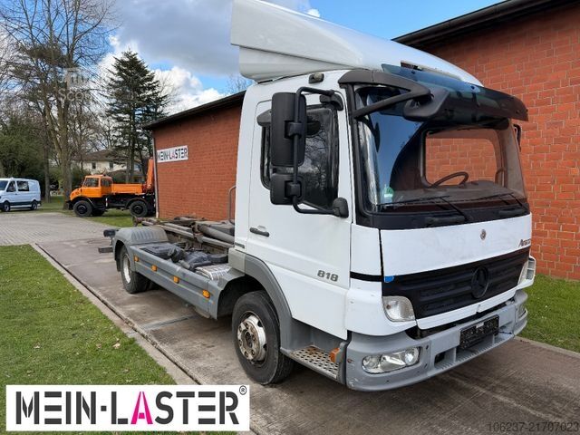 Tippbil skåpbil MERCEDES-BENZ Atego 818 Abroller City Container