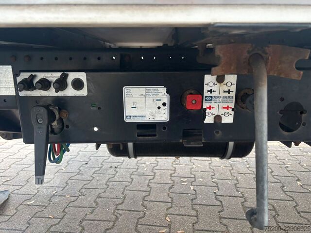 Причіп-фургон SAXAS AKD 71-11-DZ Durchlader