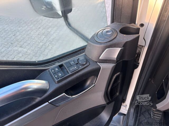 Kombi vozilo sa ceradom MAN TGL 8.190 Pritsche / Plane / LBW