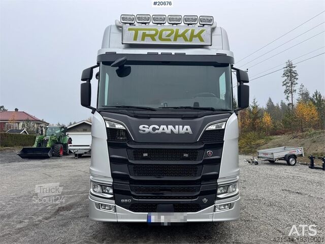 Log transporter Scania R650 6x4 Timber truck w/ Epsilon M110L. WATCH VIDE