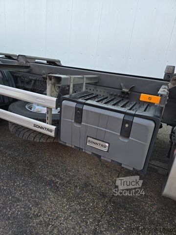 Lastbil med utbytbar kaross MERCEDES-BENZ 2540 L Actros 6x2 Fahrschule 5-Sitzer Liftachse