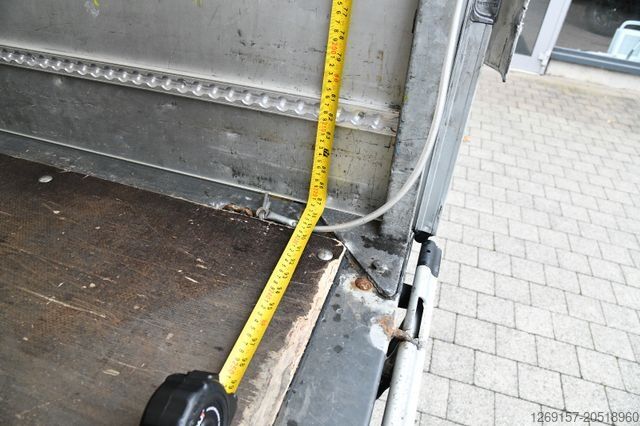 Curtain sider van VOLKSWAGEN Crafter Pritsche Plane 35 mittel L2 Kamera Klima