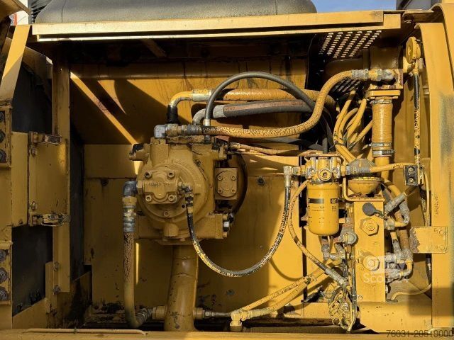 Chain excavator CATERPILLAR 320 BL Excavator 3066T Engine