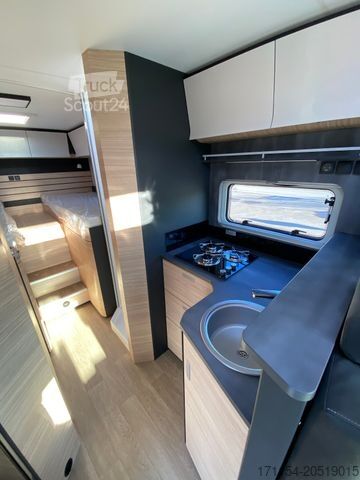 Camping-car semi-intégré HOBBY Optima De Luxe T70 GE
