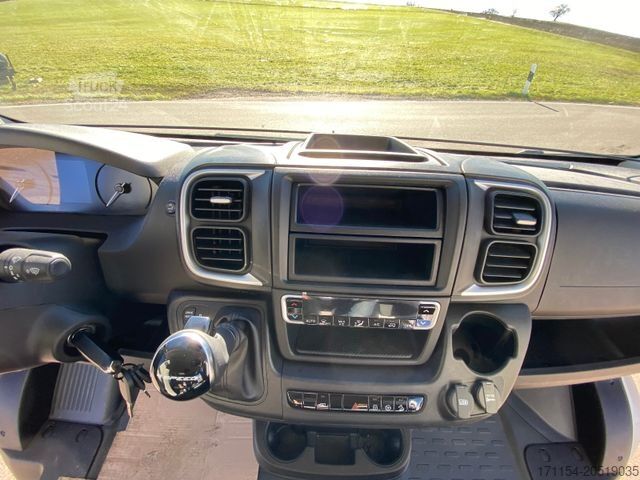 Karavan VANTOURER Van 600 L , mit Aufstelldach,Längsbetten,Automat