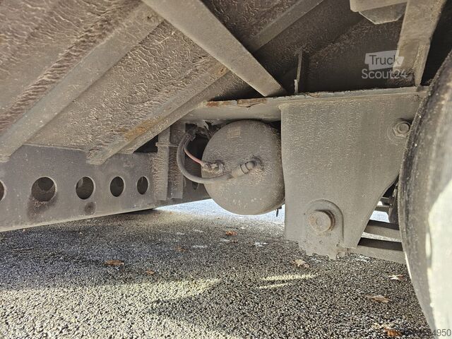 Chargeur bas Nooteboom FLSDO-13-27F1 / TIEFLADER / RADMULDEN