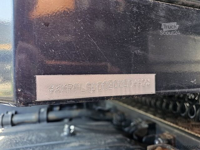 Chargeur bas Nooteboom FLSDO-13-27F1 / TIEFLADER / RADMULDEN