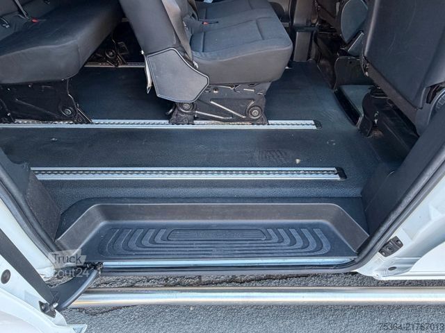Minibus MERCEDES-BENZ Vito 109 Cdi Tourer Extra Lang 9Sitze Schiebetür