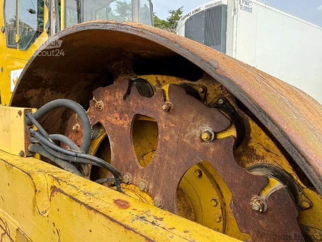 Walzenzug BOMAG BW225D-3 Roller with vibration *NO ENGINE*