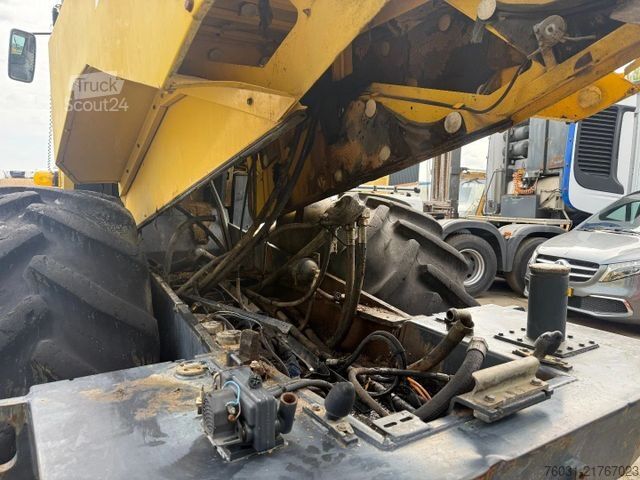 Walzenzug BOMAG BW225D-3 Roller with vibration *NO ENGINE*