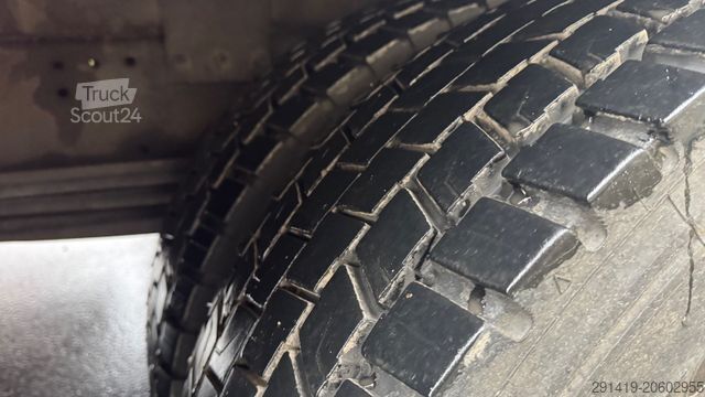 LKW mit Hubarbeitsbühne MAN 18.272 4x2 Hubsteiger Bj 1995