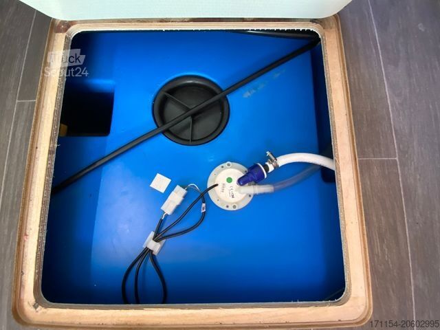 Camper mansardato EURAMOBIL Terrestra A 570 HS, Hubstützen, AHK, SAT,Luftfed